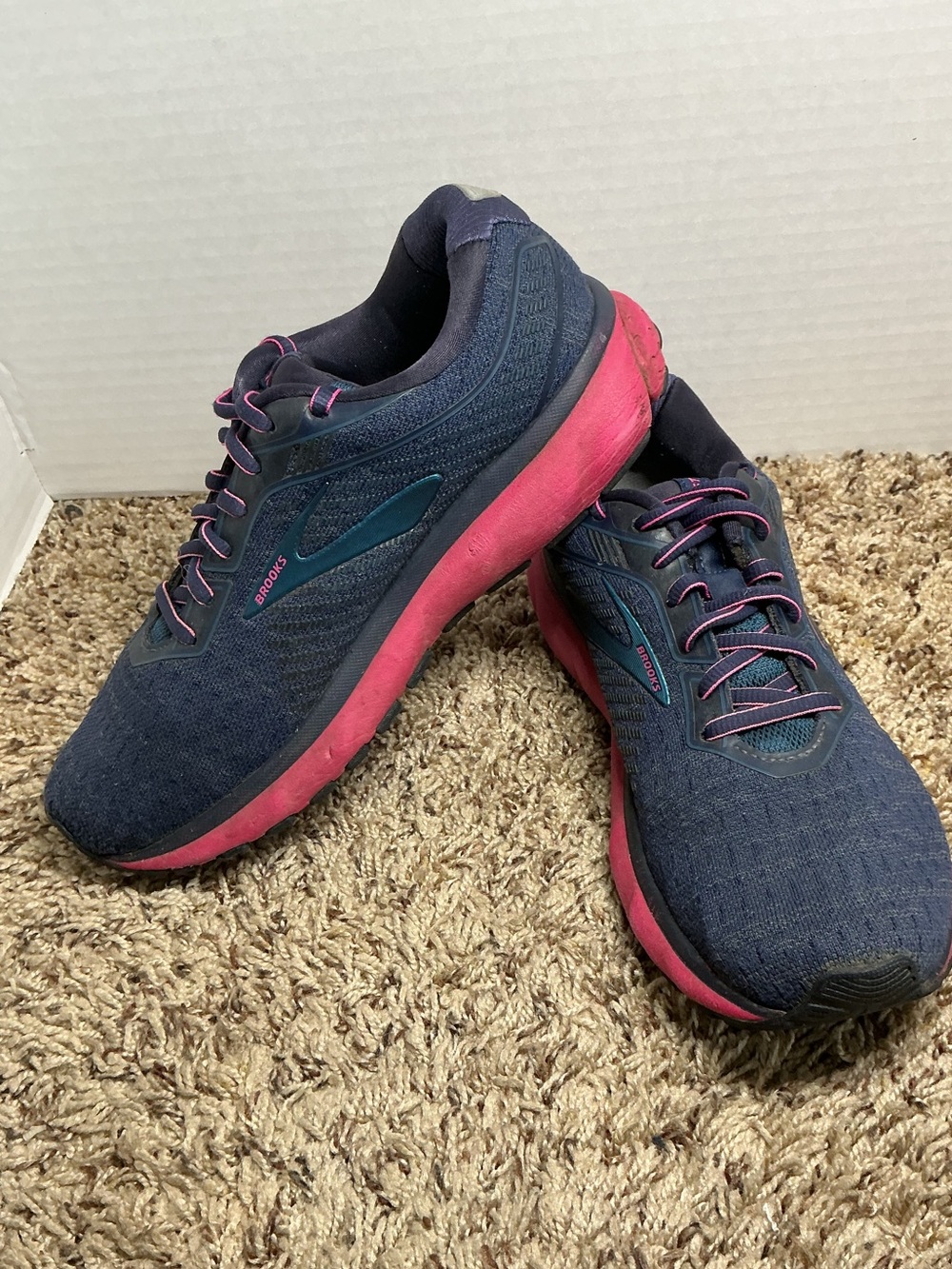 Brooks Ghost 12 Women’s Size 8.5 Navy Pink Running Shoes 1203051B414 - Picture 9 of 16